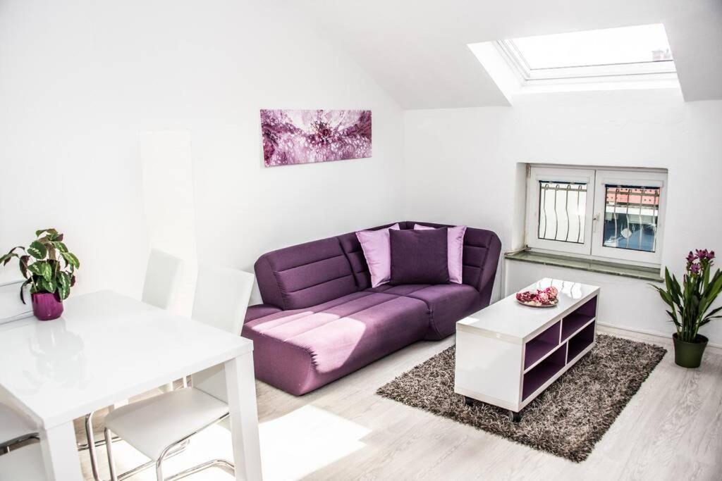 Apartment Pouringraz Fuer Kunst- Und Tennisliebhaber المظهر الخارجي الصورة
