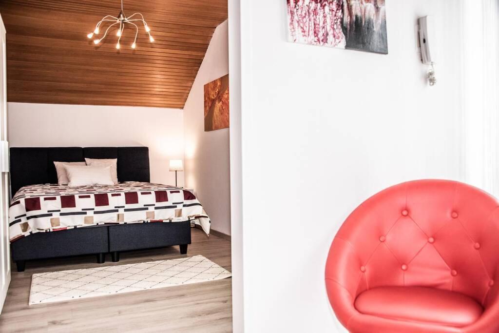 Apartment Pouringraz Fuer Kunst- Und Tennisliebhaber المظهر الخارجي الصورة