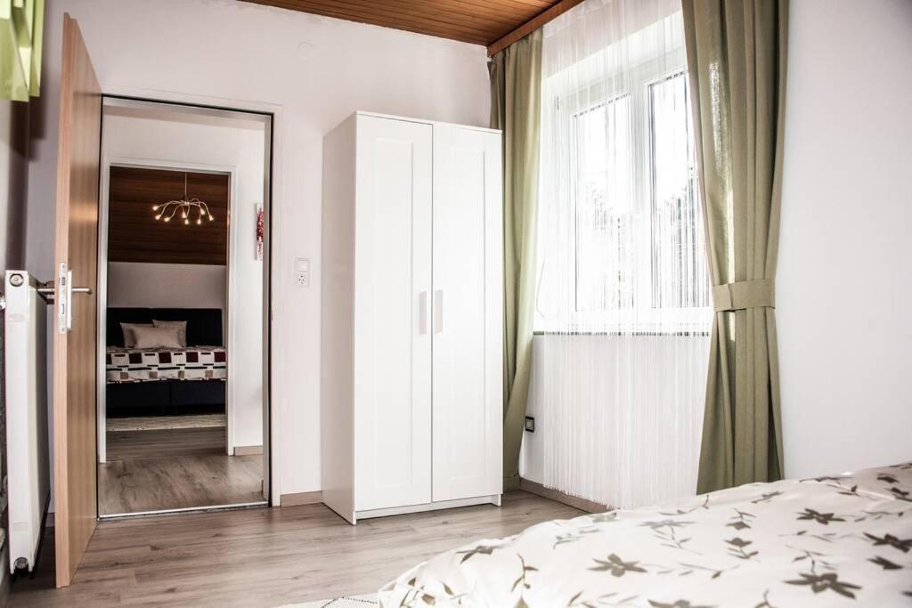 Apartment Pouringraz Fuer Kunst- Und Tennisliebhaber المظهر الخارجي الصورة
