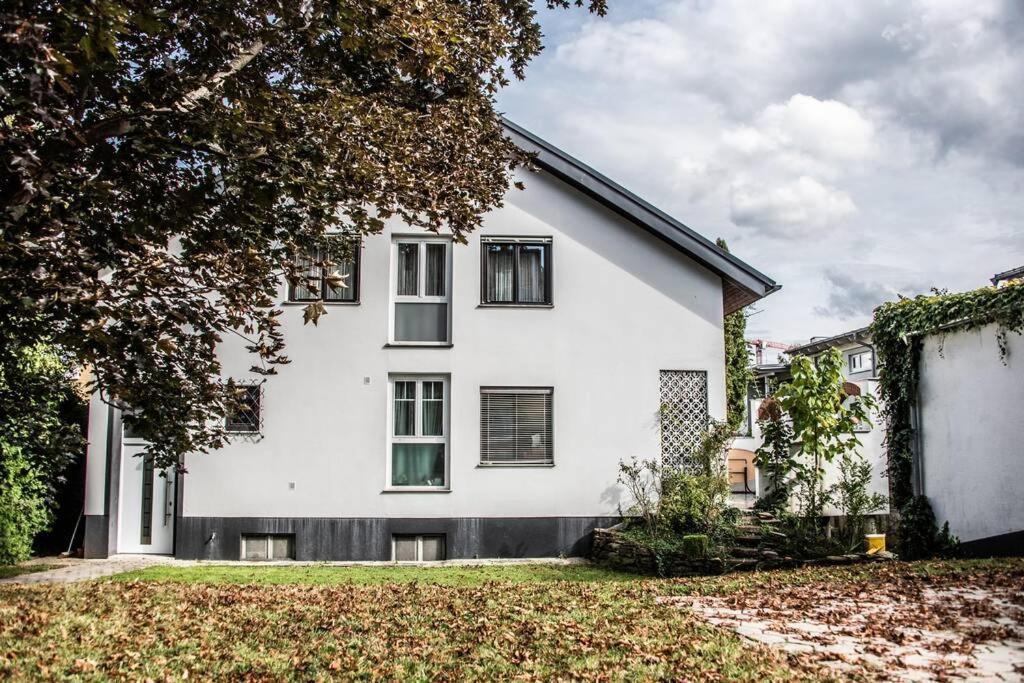 Apartment Pouringraz Fuer Kunst- Und Tennisliebhaber المظهر الخارجي الصورة